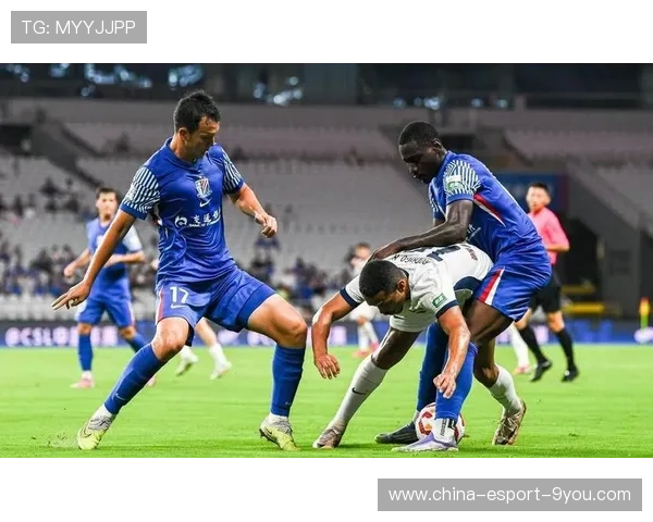 上海申花拉唐前场策动边路突破